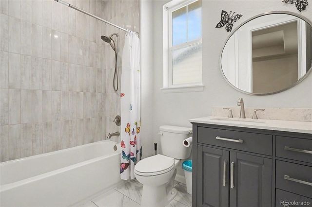 22861 E Chenango Drive, Aurora, CO 80015