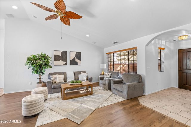 218 E Mohawk Drive, Flagstaff, AZ 86005