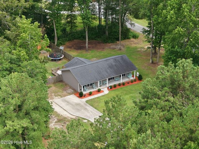 622 Massanutten Road, Greenville, NC 27834