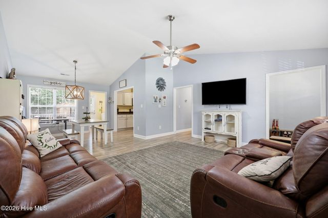 622 Massanutten Road, Greenville, NC 27834