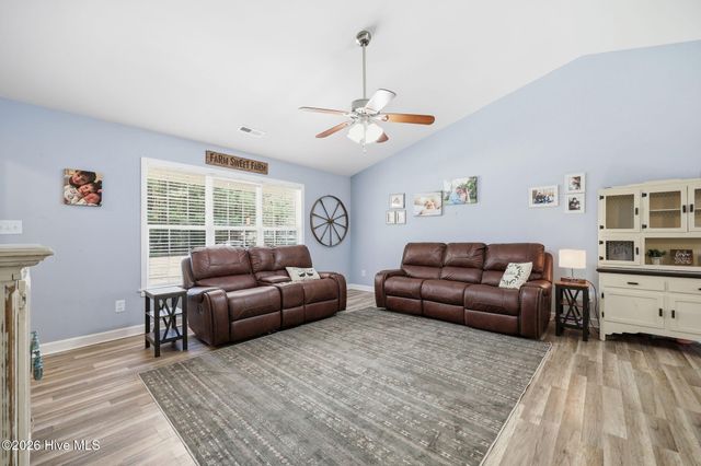 622 Massanutten Road, Greenville, NC 27834