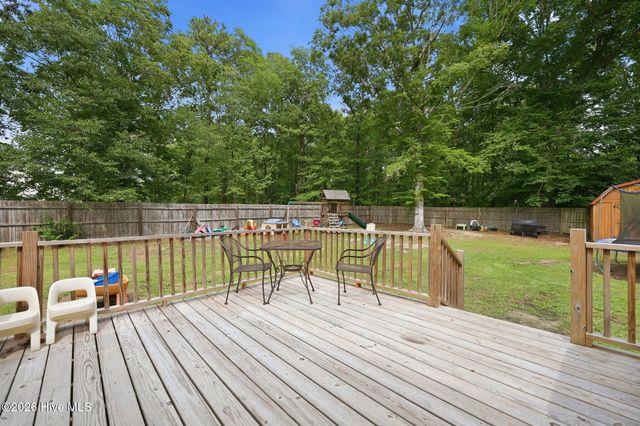 622 Massanutten Road, Greenville, NC 27834