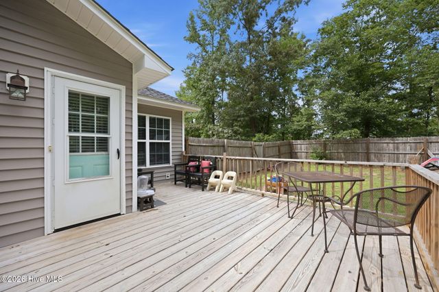 622 Massanutten Road, Greenville, NC 27834