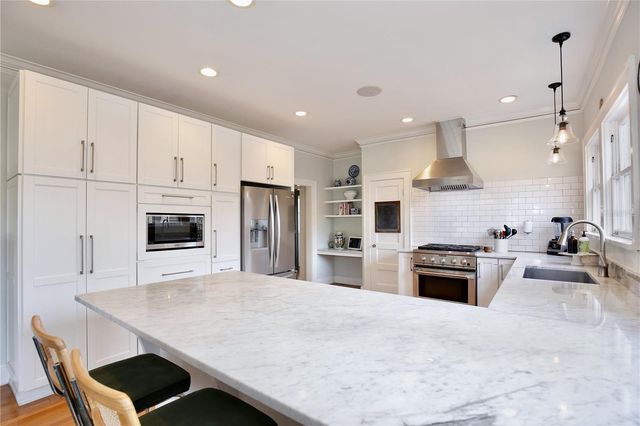 918 S PALMETTO AVENUE, Sanford, FL 32771