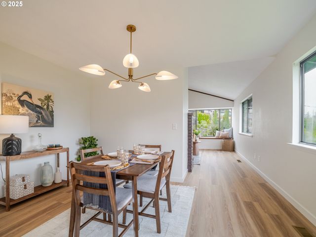 23 SKYLINE Ave, Astoria, OR 97103