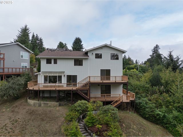 23 SKYLINE Ave, Astoria, OR 97103
