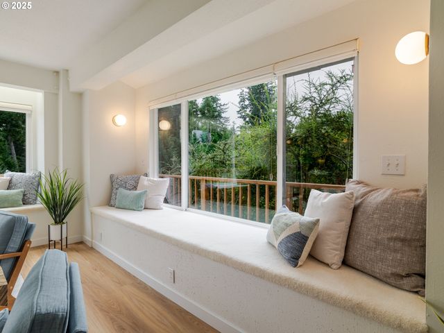 23 SKYLINE Ave, Astoria, OR 97103