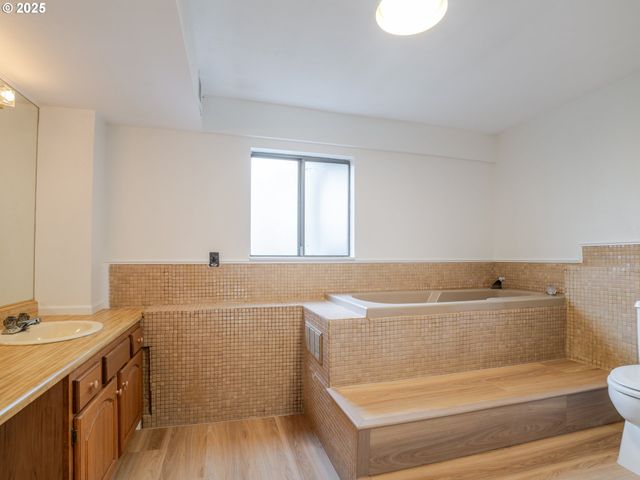 23 SKYLINE Ave, Astoria, OR 97103