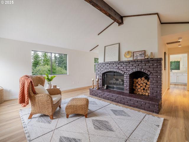 23 SKYLINE Ave, Astoria, OR 97103