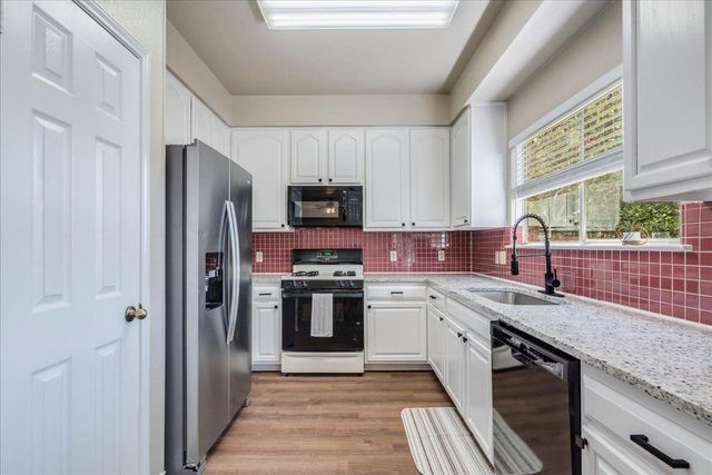 9300 Tea Rose TRL, Austin, TX 78748
