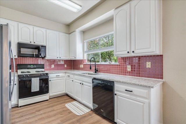 9300 Tea Rose TRL, Austin, TX 78748