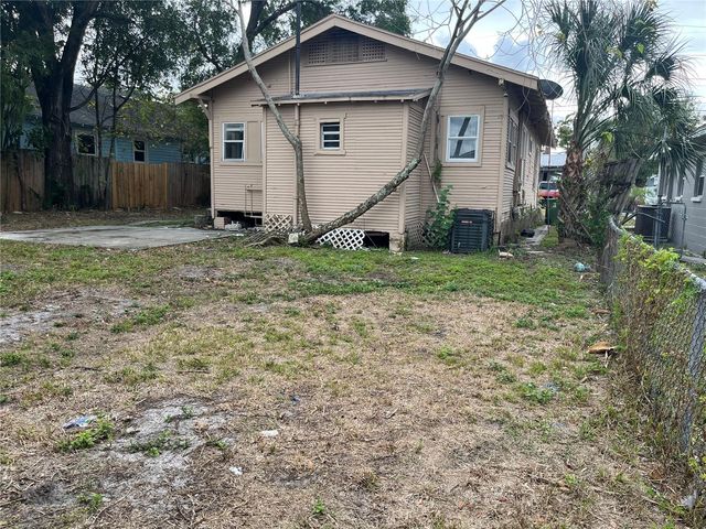 201 W IDA STREET, Tampa, FL 33603