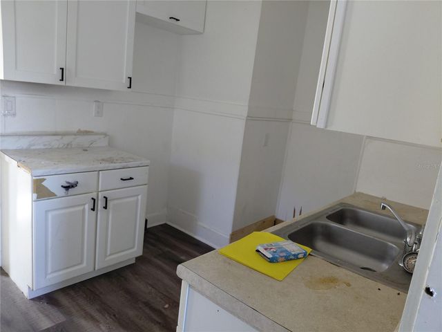 201 W IDA STREET, Tampa, FL 33603