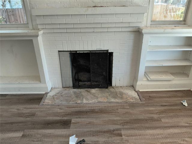 201 W IDA STREET, Tampa, FL 33603