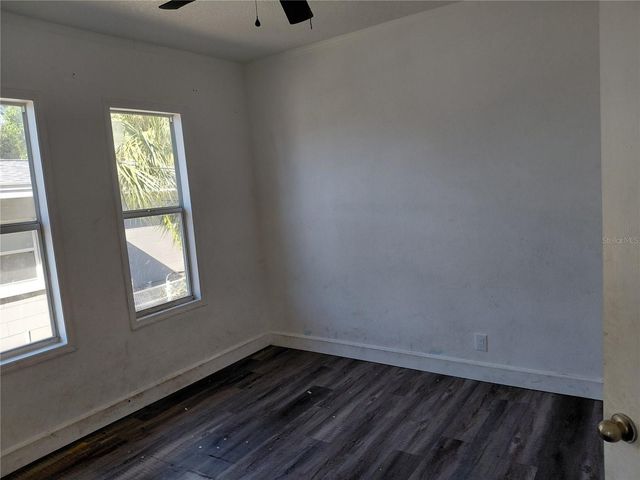 201 W IDA STREET, Tampa, FL 33603