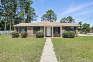 1111 Vega Ct, Pensacola, FL 32506