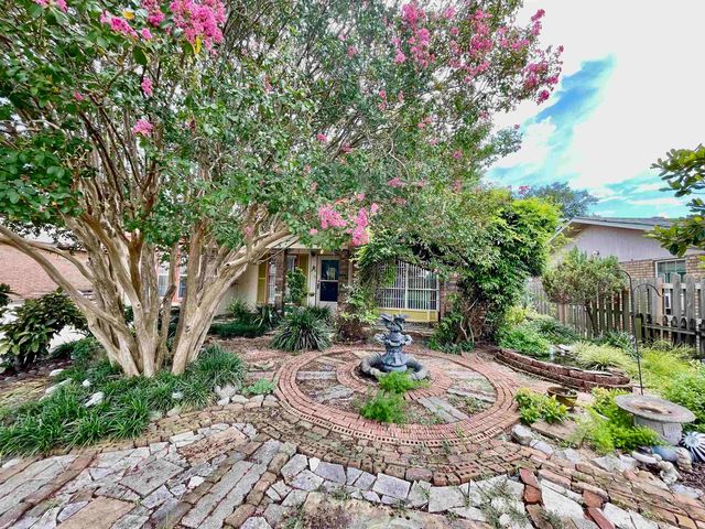 60 Kingsridge Loop, Houma, LA 70363