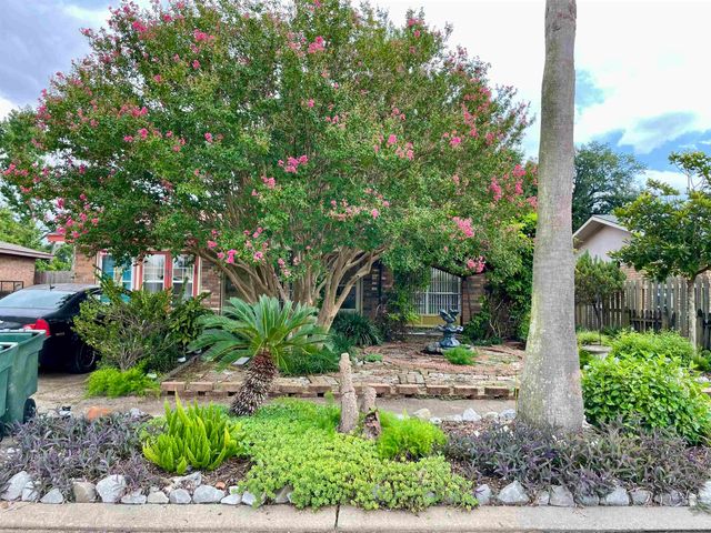 60 Kingsridge Loop, Houma, LA 70363