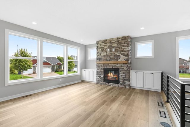 9756 Saint Andrews Drive, Elko New Market, MN 55020