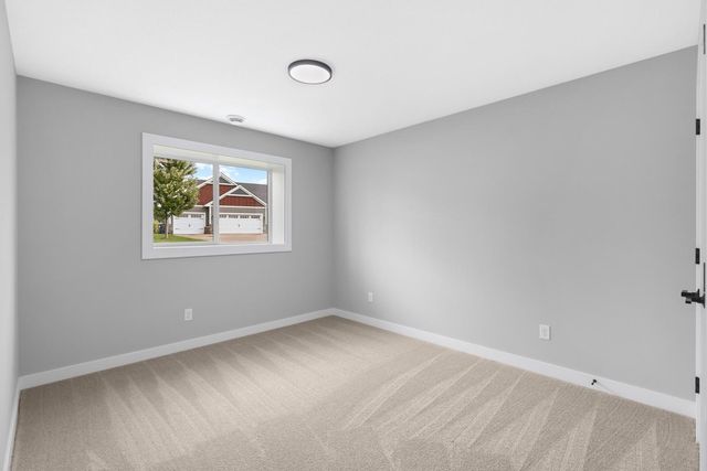 9756 Saint Andrews Drive, Elko New Market, MN 55020
