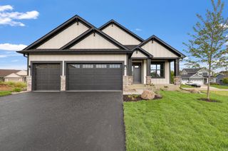 9756 Saint Andrews Drive, Elko New Market, MN 55020