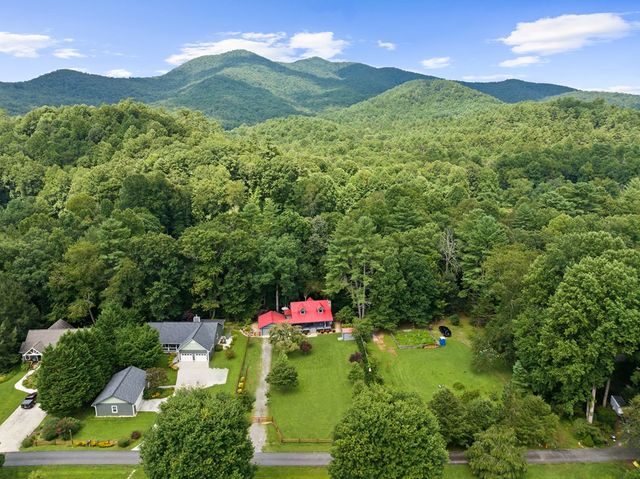 6531 Mountain Laurel Road, Hiawassee, GA 30546