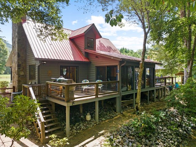 6531 Mountain Laurel Road, Hiawassee, GA 30546