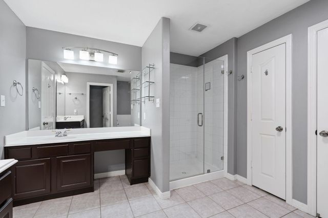 7526 N Linpar Court, Houston, TX 77040