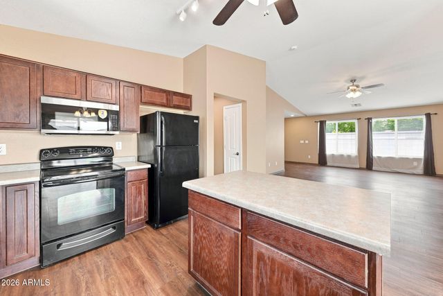 3817 S 185TH Drive, Goodyear, AZ 85338