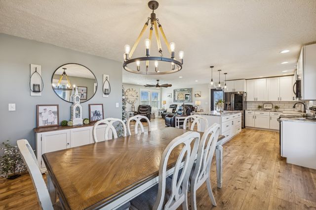 285 Shrum Ln, Lafayette, TN 37083