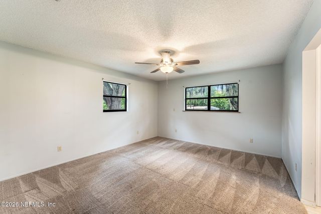 211 DOW Court, Green Cove Springs, FL 32043