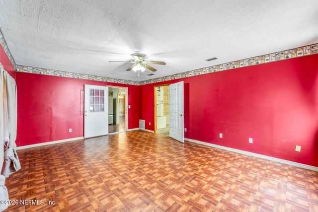 211 DOW Court, Green Cove Springs, FL 32043