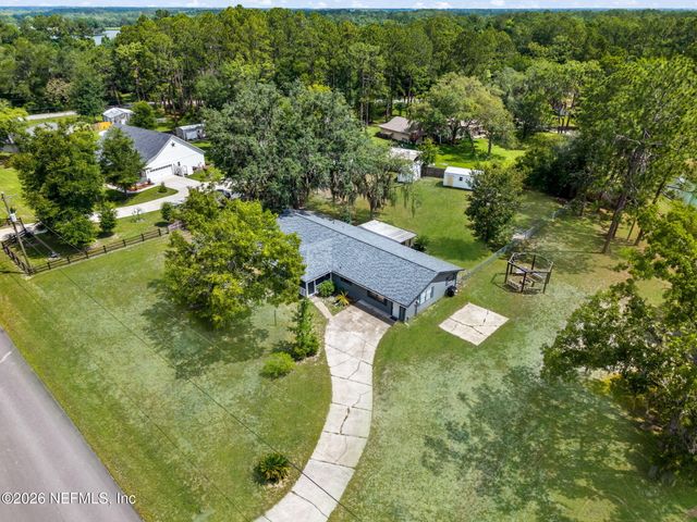 211 DOW Court, Green Cove Springs, FL 32043