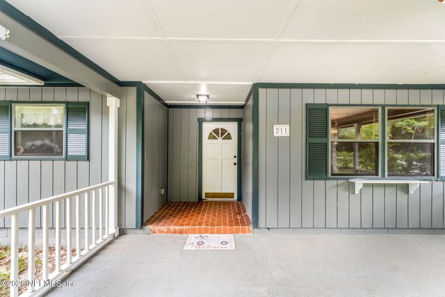 211 DOW Court, Green Cove Springs, FL 32043