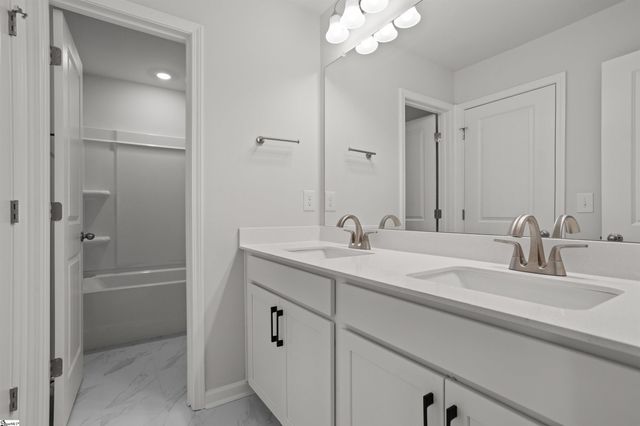 468 Sweetbay Drive, Seneca, SC 29678