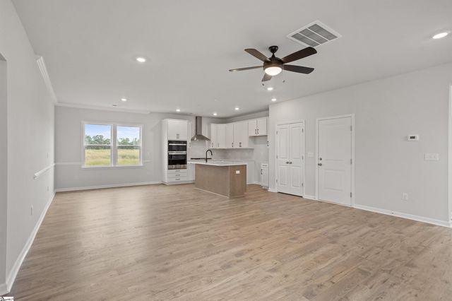 468 Sweetbay Drive, Seneca, SC 29678