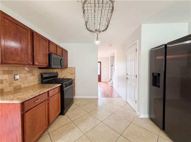 5522 Wind River Lane, Powder Springs, GA 30127