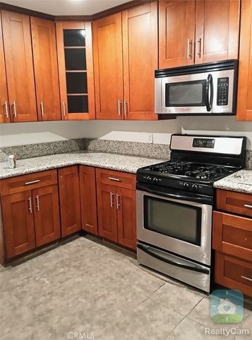 10270 Santa Cruz, Desert Hot Springs, CA 92240
