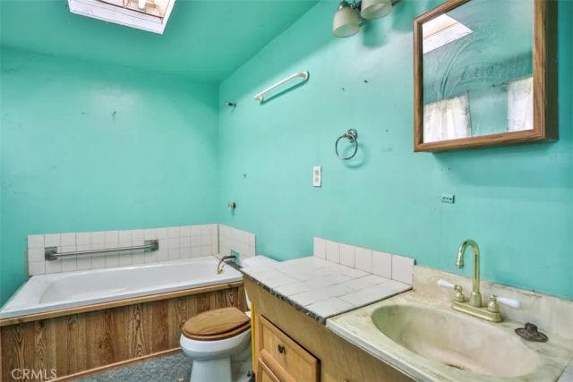 2143 Mentone Boulevard, Mentone, CA 92359