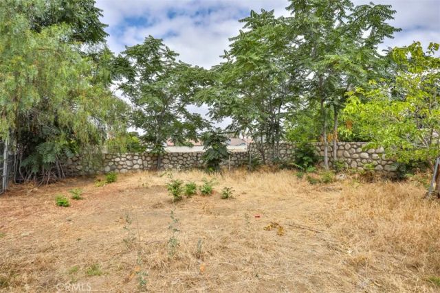 2143 Mentone Boulevard, Mentone, CA 92359