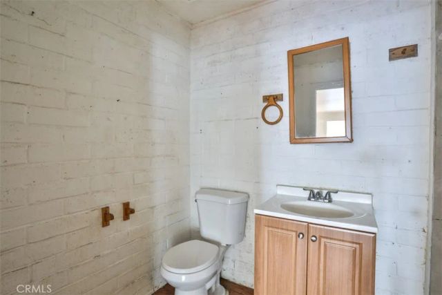 2143 Mentone Boulevard, Mentone, CA 92359