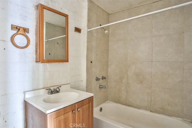 2143 Mentone Boulevard, Mentone, CA 92359