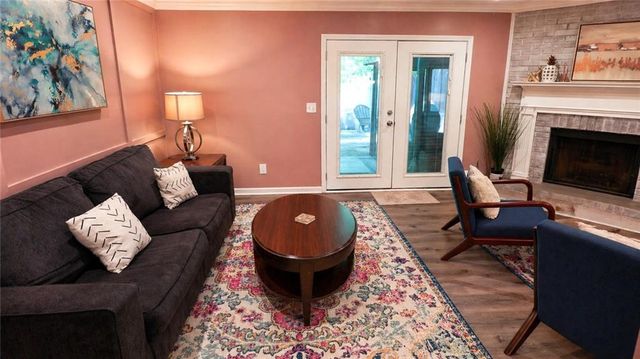 169 Willow Stream Court, Roswell, GA 30076