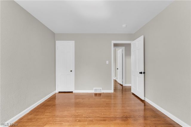 21106 Gardenview Drive, Maple Heights, OH 44137