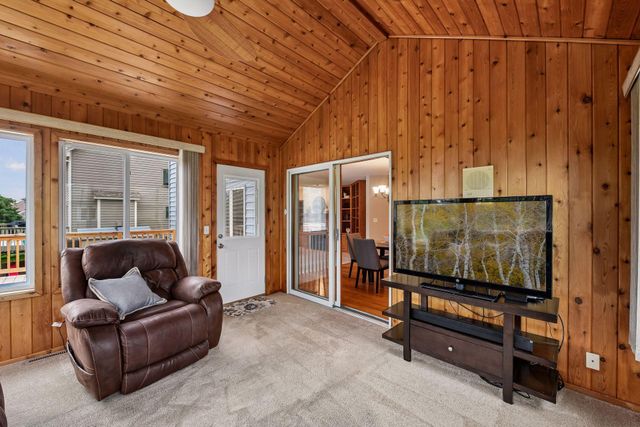 15370 80th Place N, Maple Grove, MN 55311