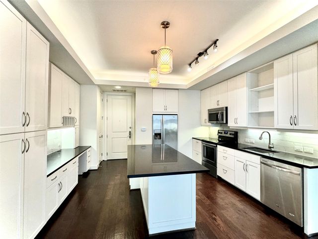 2303 Mid Ln Lane 318, Houston, TX 77027