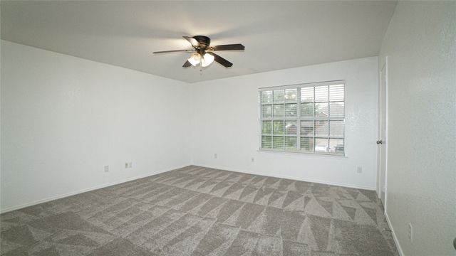 4006 Collin Court, Heartland, TX 75126