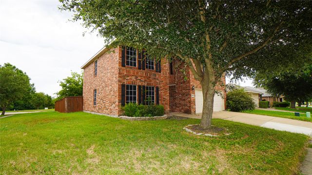 4006 Collin Court, Heartland, TX 75126