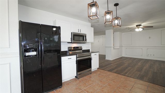 4006 Collin Court, Heartland, TX 75126
