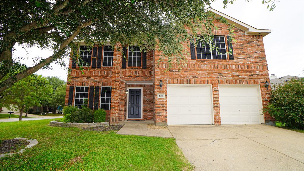 4006 Collin Court, Heartland, TX 75126